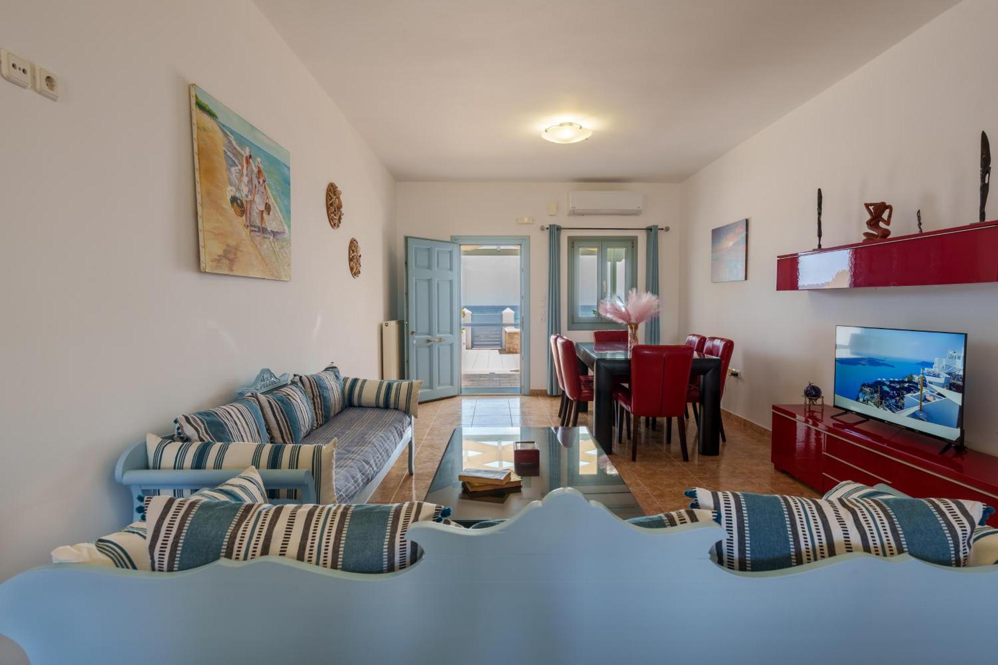 Blue Eyes Beach Villas Монолитос Экстерьер фото